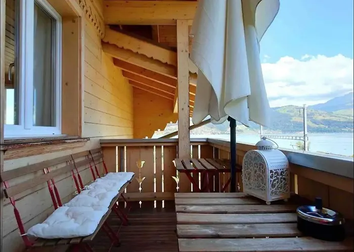 Swiss Thunersee شقة سبيز